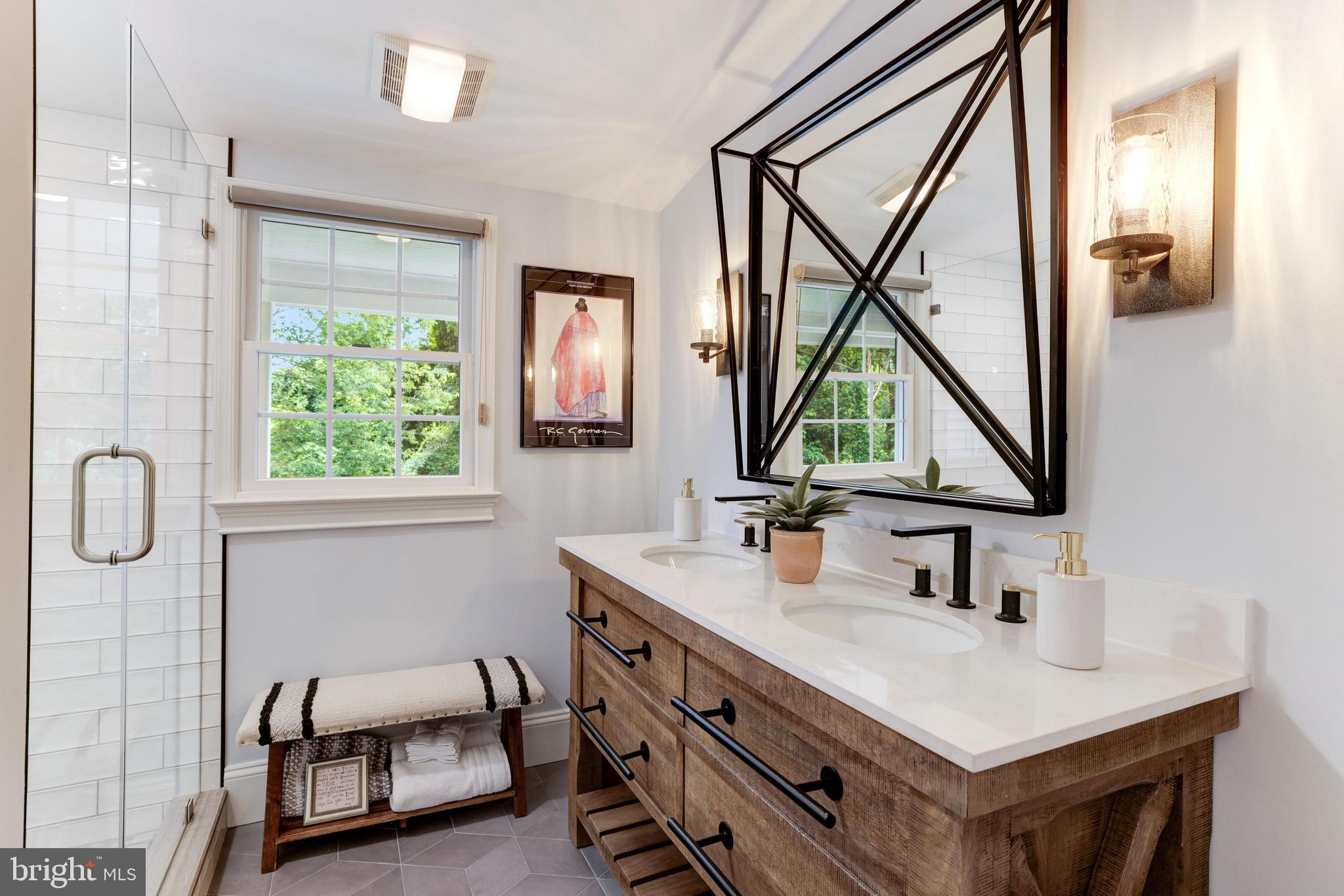 319 Seneca Road Great Falls, VA 22066 - Photo 62 of 97