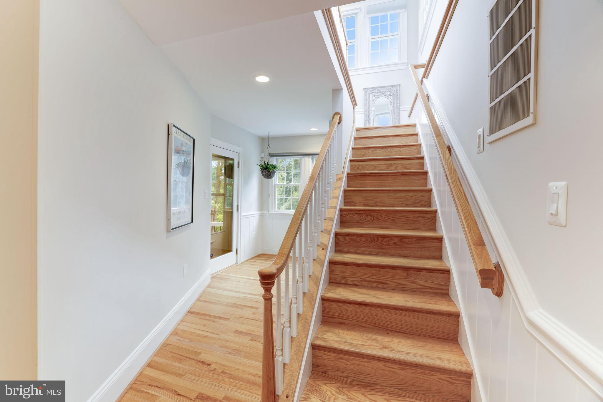 319 Seneca Road Great Falls, VA 22066 - Photo 68 of 97