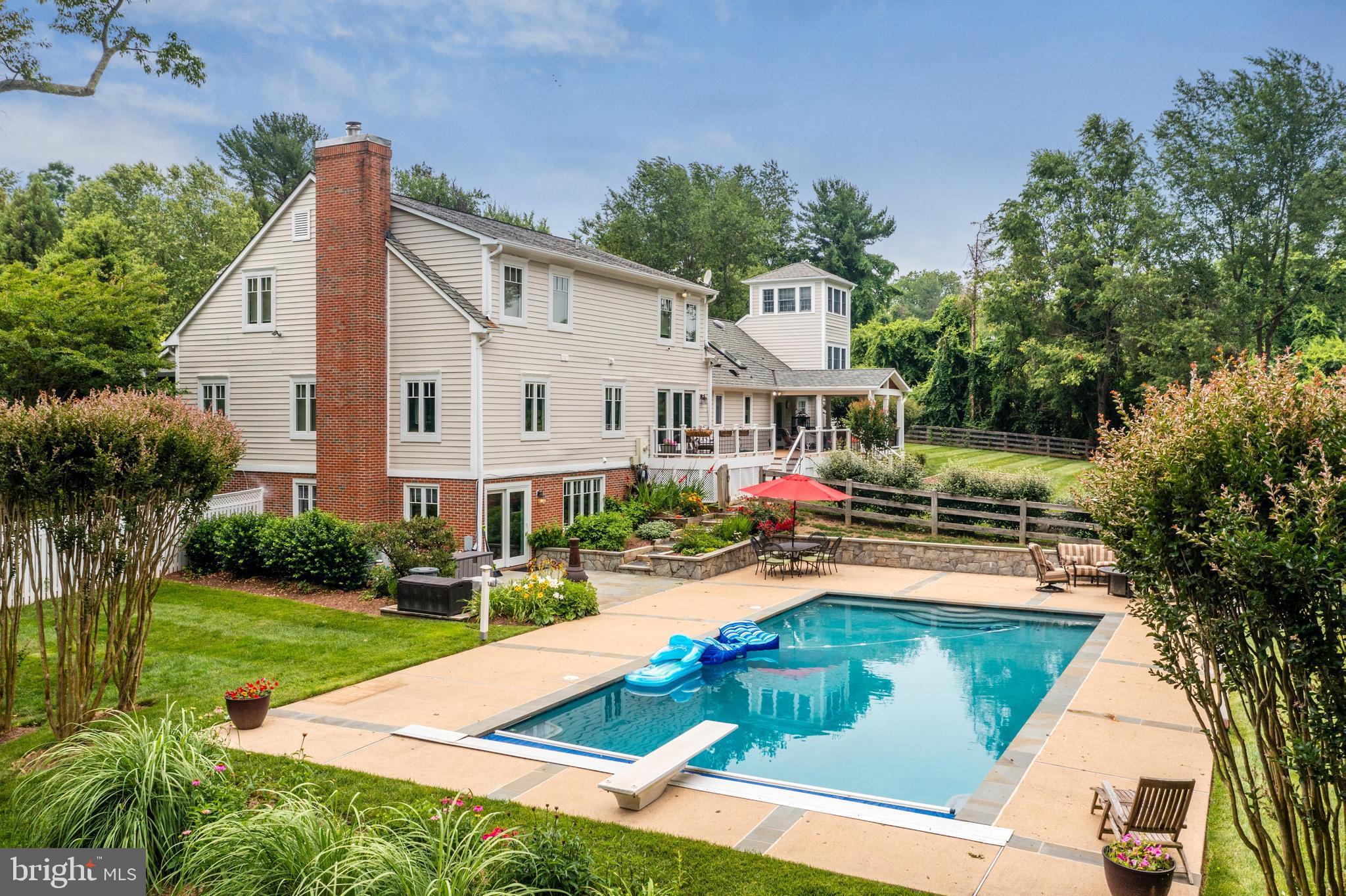 319 Seneca Road Great Falls, VA 22066 - Photo 86 of 97