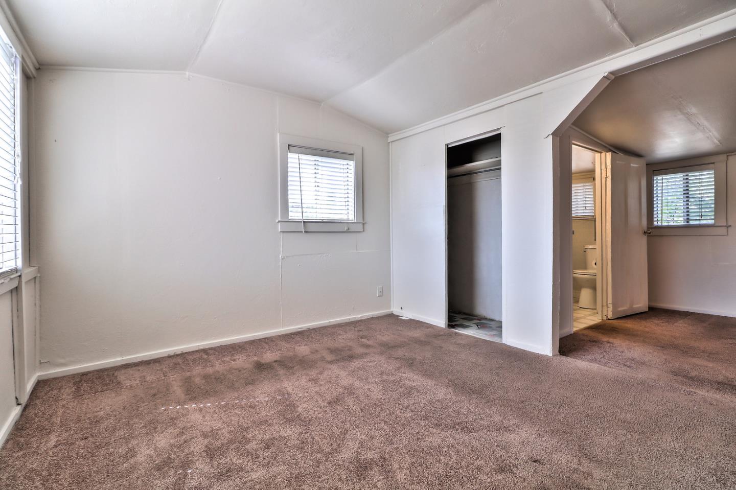 360 Bridgevale Road Hollister, CA 95023 - Photo 15 of 32 Gallery Image 15