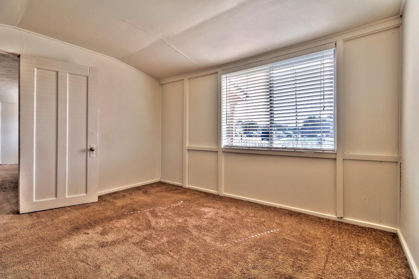 360 Bridgevale Road Hollister, CA 95023 - Photo 17 of 32 Gallery Image 17