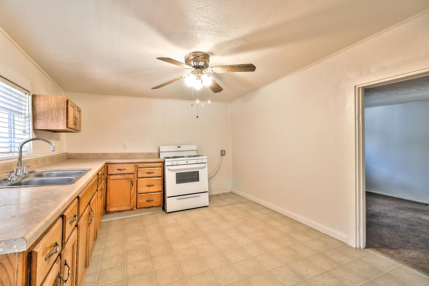 360 Bridgevale Road Hollister, CA 95023 - Photo 21 of 32 Gallery Image 21