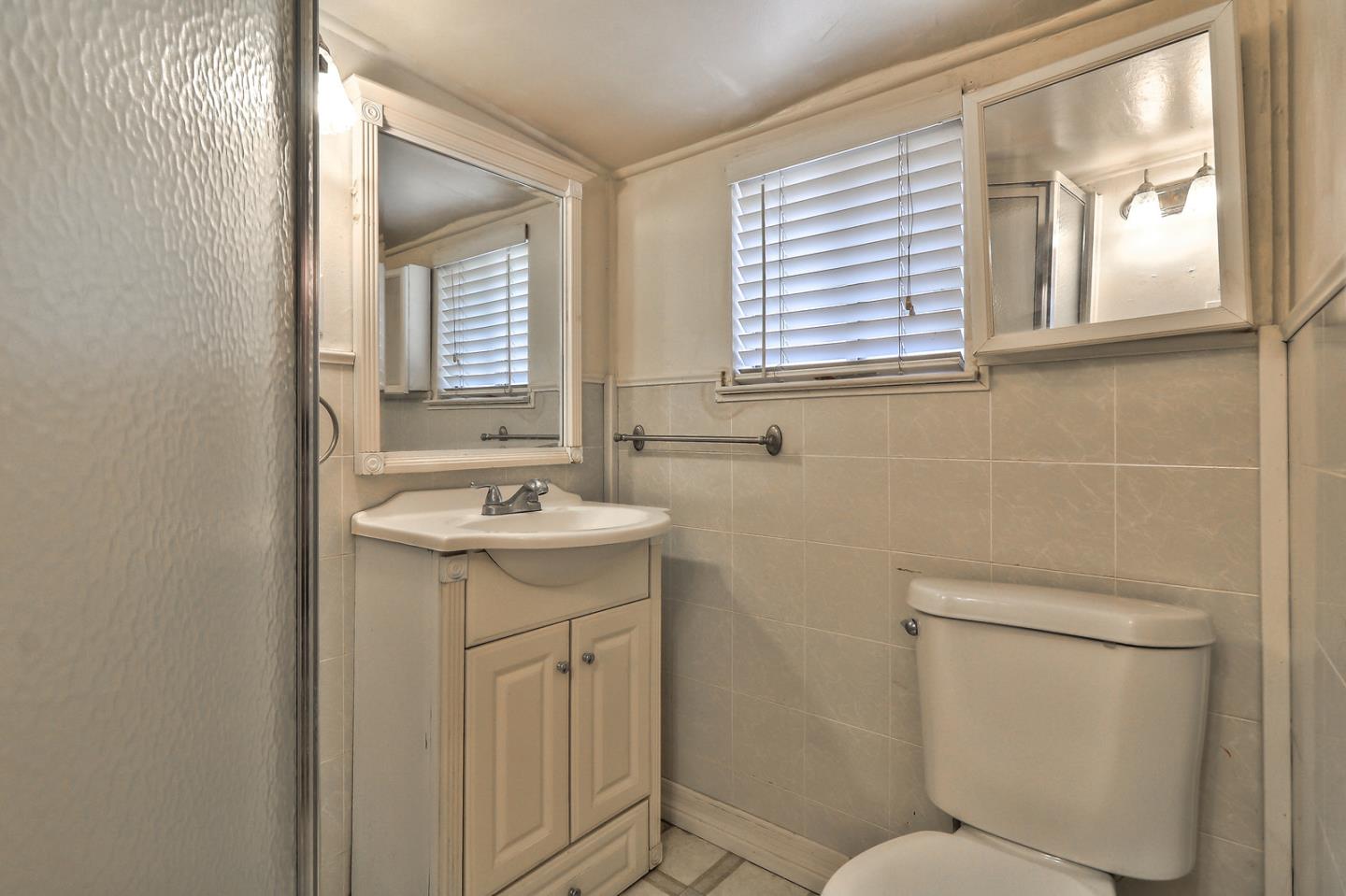 360 Bridgevale Road Hollister, CA 95023 - Photo 24 of 32 Gallery Image 24