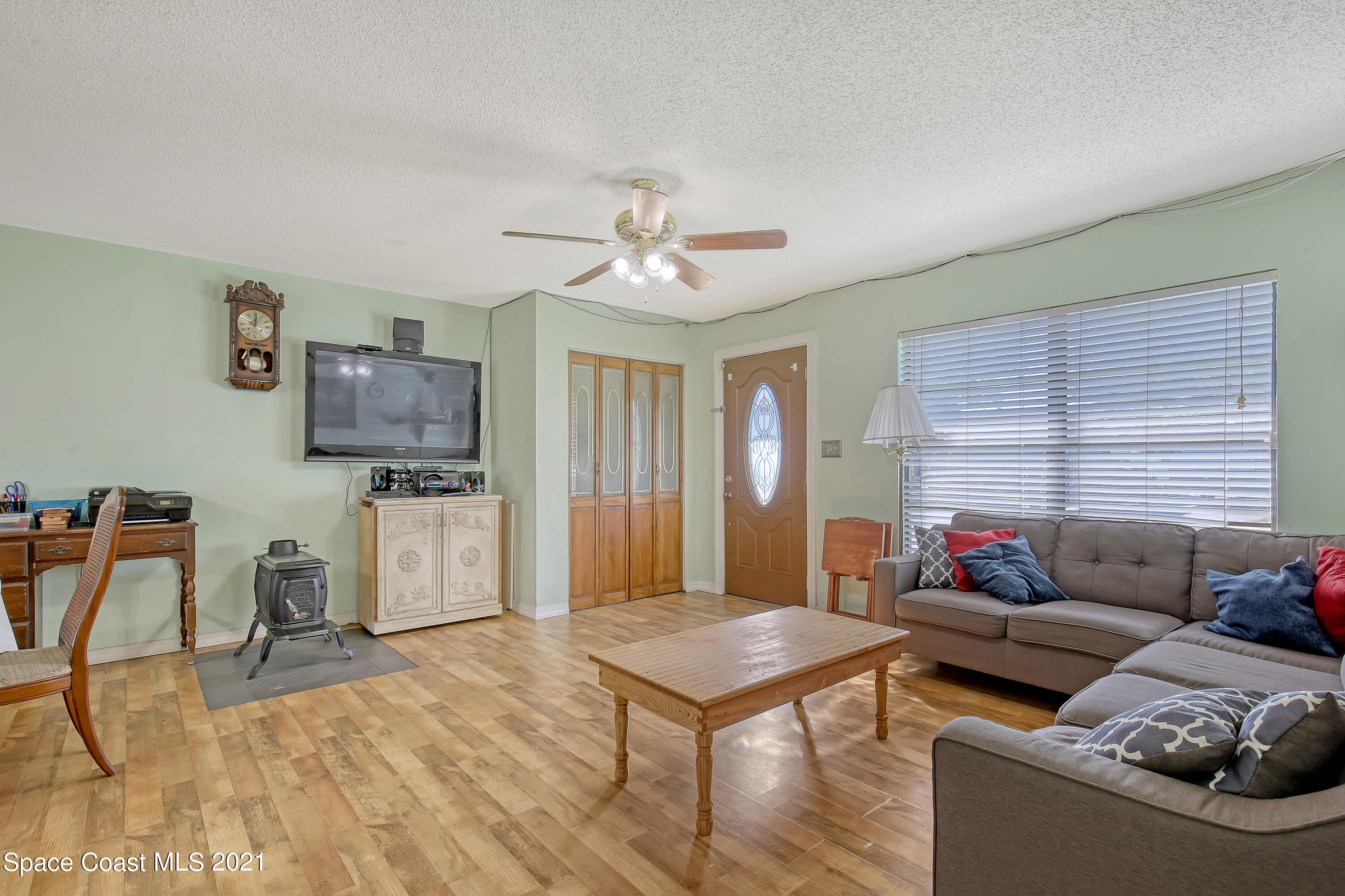 5704 Flint Road Cocoa, FL 32927 - Photo 3 of 21 Flint Rd (6)