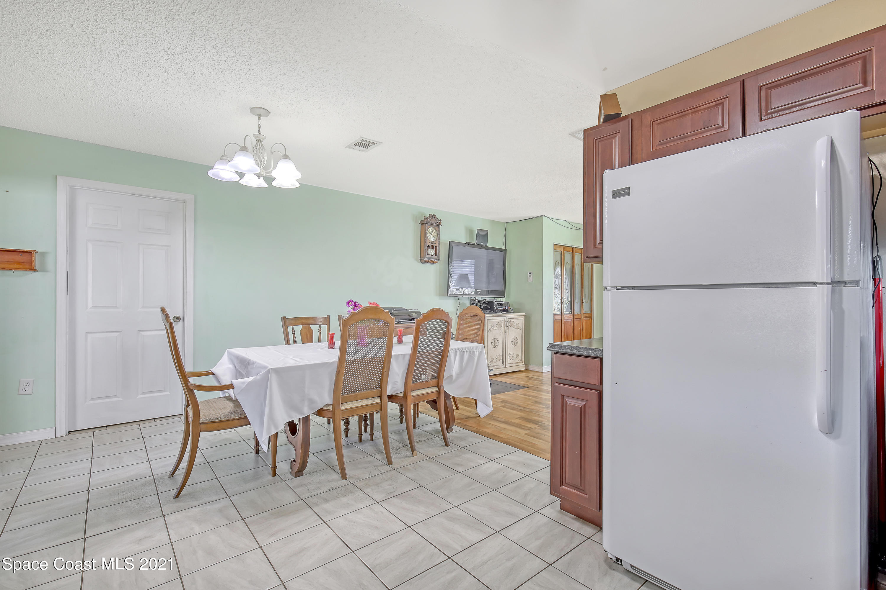 5704 Flint Road Cocoa, FL 32927 - Photo 9 of 21 Flint Rd (12)