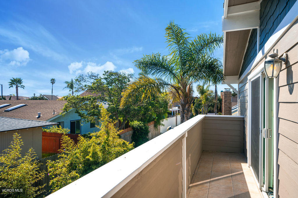 5312 Reef Way Oxnard, CA 93035 - Photo 4 of 31 DSC04857