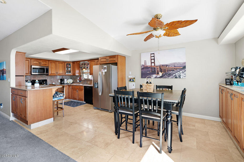 5312 Reef Way Oxnard, CA 93035 - Photo 7 of 31 DSC04829