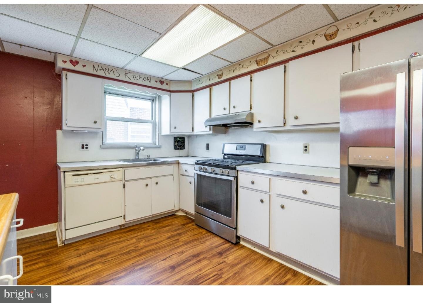 7824 Whitaker Avenue Philadelphia, PA 19111 - Photo 5 of 12 Kitchen