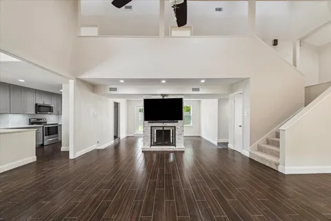 $349,000 | 1906 River Falls Drive, Houston, TX 77339