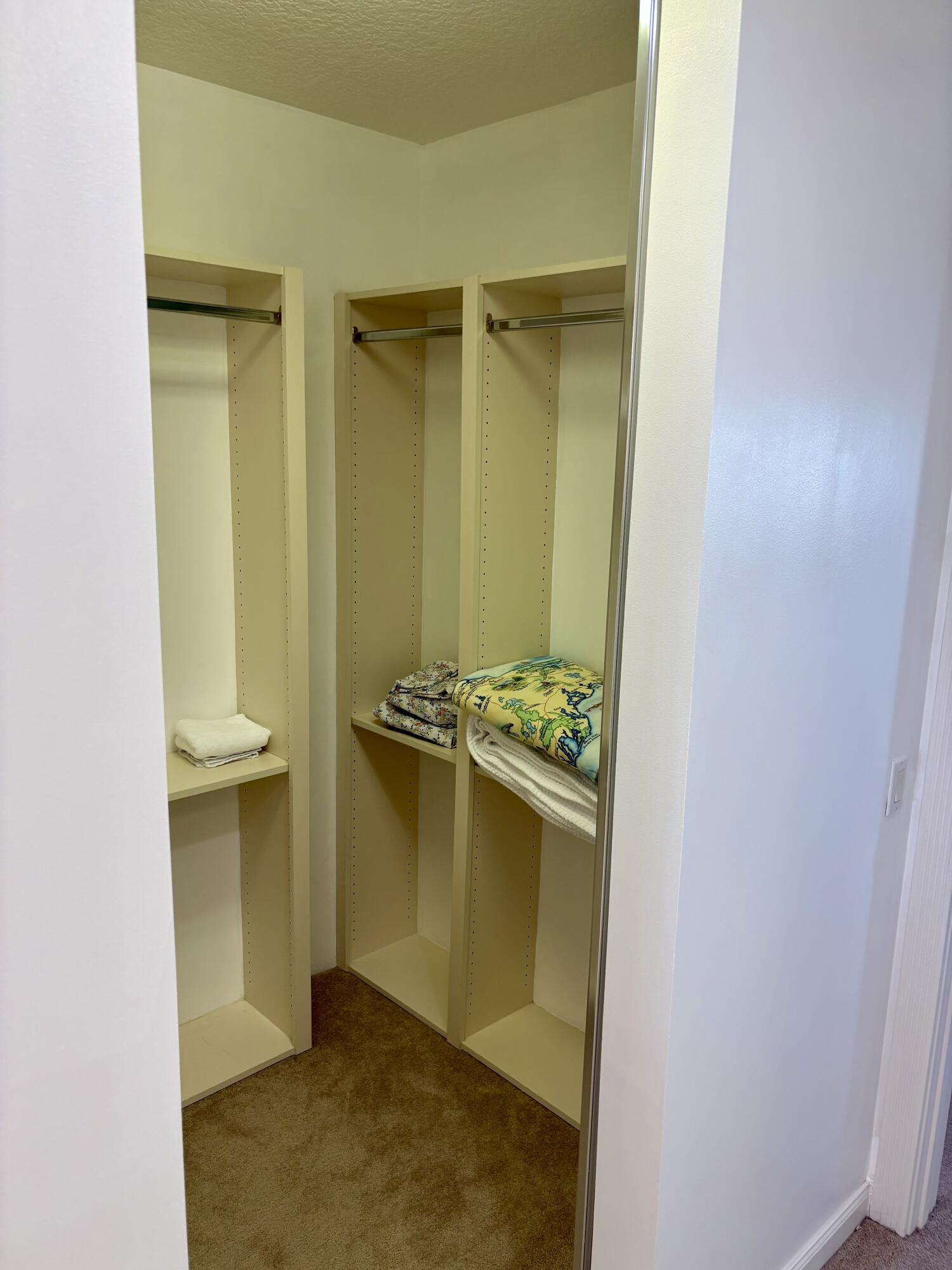 38 Harbour Isle Drive East, Unit PH01 Fort Pierce, FL 34949 - Photo 23 of 30 a bathroom with a granite countertop sink and a mirror