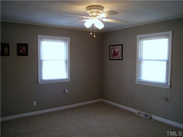 2722 Beck Road Durham, NC 27704 - Photo 13 of 18 Gallery Image 13