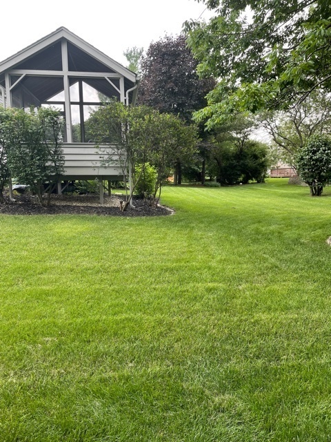 1304 Hunter Circle Naperville, IL 60540 - Photo 3 of 4