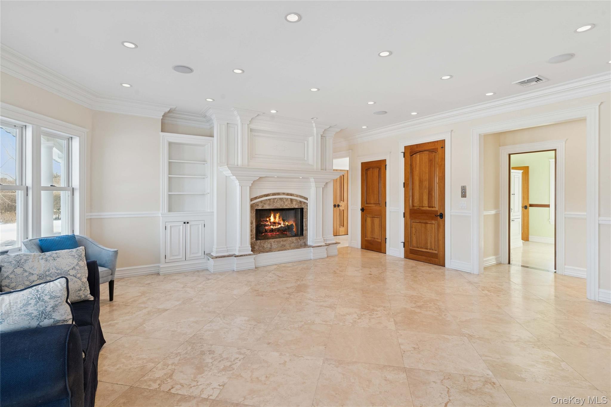 1680 Lands End Road Orient, NY 11957 - Photo 31 of 50 Great Room/Living Room on 1st Level with Marble Fireplace