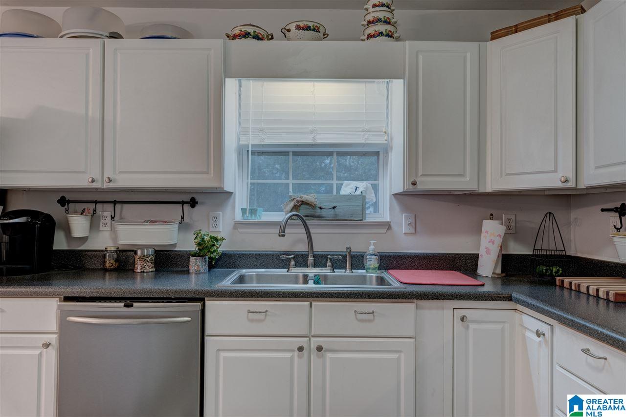 297 Allinder Road Warrior, AL 35180 - Photo 6 of 20