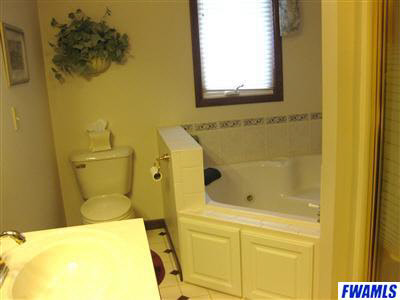 2124 South Hadley Road Fort Wayne, IN 46804 - Photo 11 of 17 Gallery Image 11