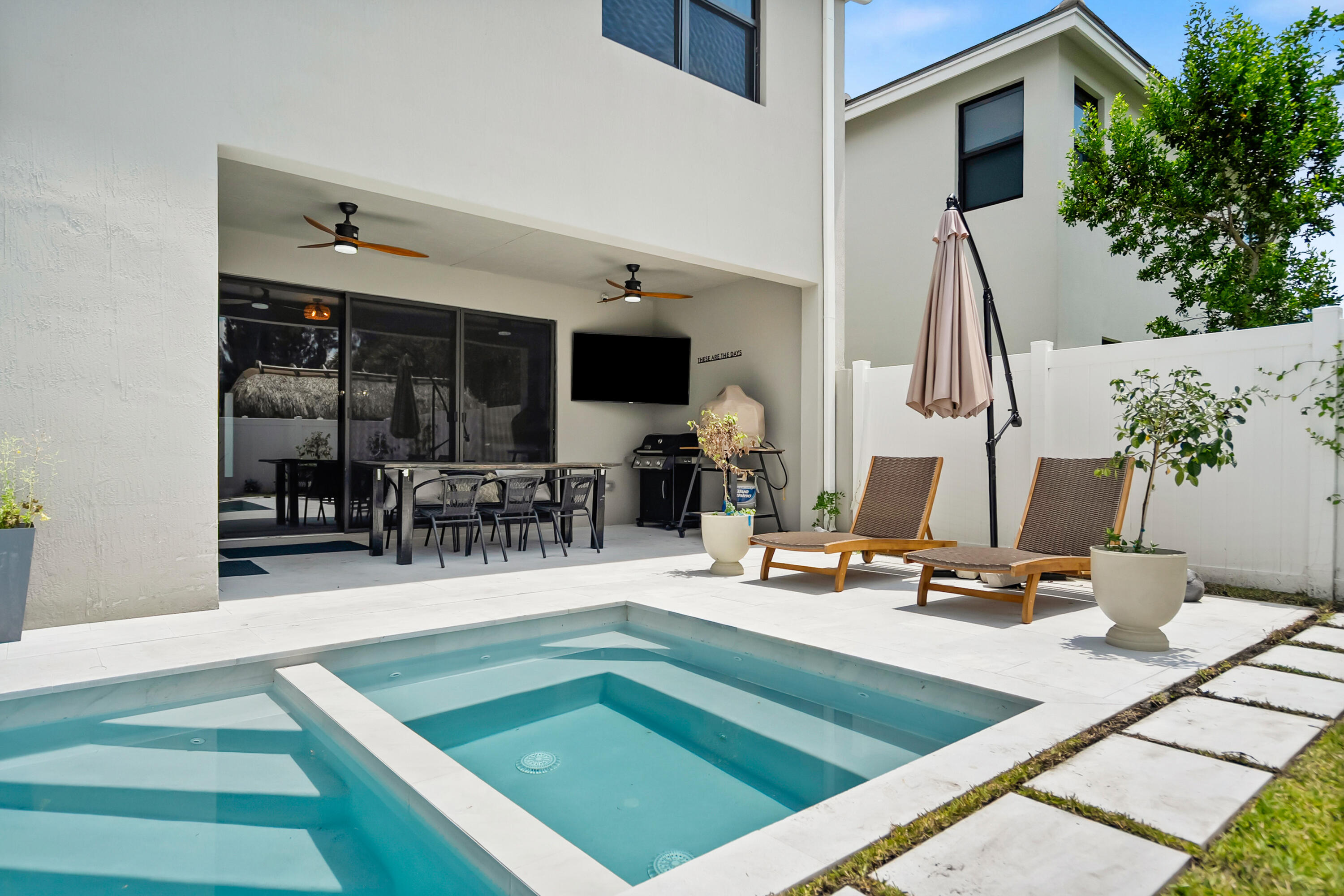 7102 Rockwood Road Jupiter, FL 33458 - Photo 8 of 41 Spa