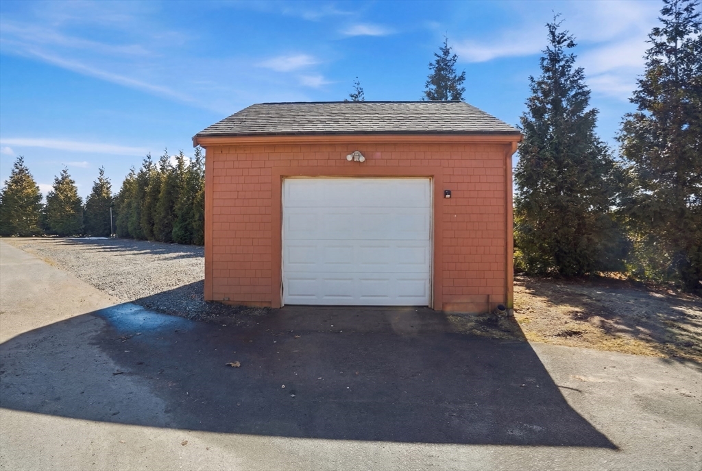 612 Drift Road Westport, MA 02790 - Photo 25 of 26