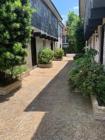 3849 Ridgelake Drive Metairie, LA 70002 - Photo 3 of 26