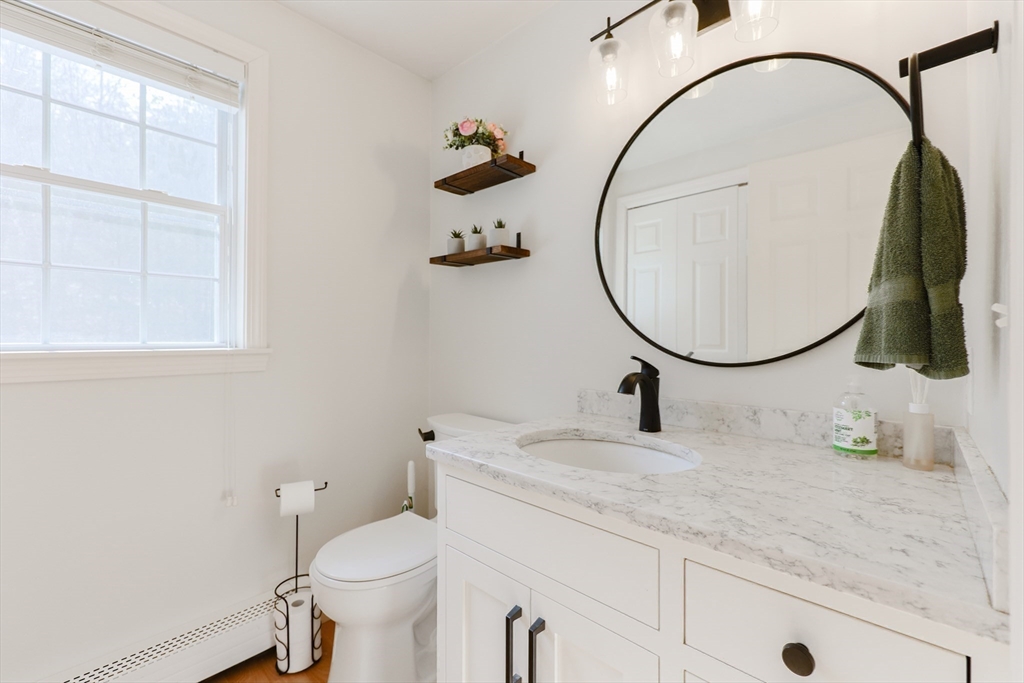 30 Chocolog Road Uxbridge, MA 01569 - Photo 17 of 36