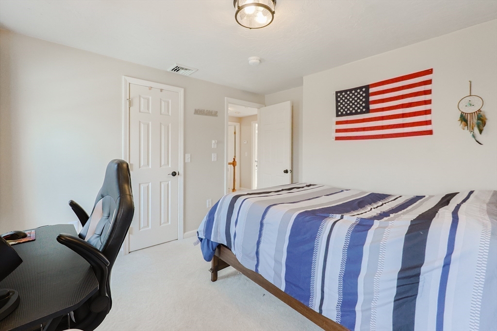 30 Chocolog Road Uxbridge, MA 01569 - Photo 23 of 36
