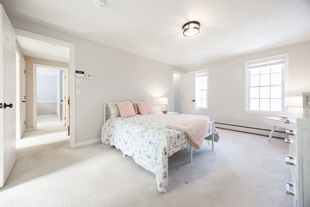 30 Chocolog Road Uxbridge, MA 01569 - Photo 26 of 36