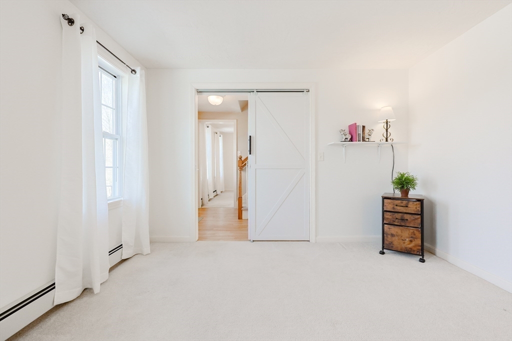 30 Chocolog Road Uxbridge, MA 01569 - Photo 9 of 36