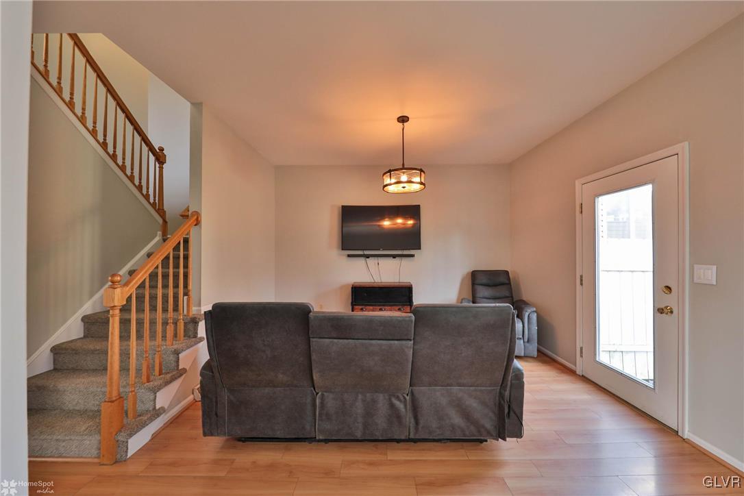 1262 Old Gate Road Northampton, PA 18067 - Photo 11 of 48 Gallery Image 11