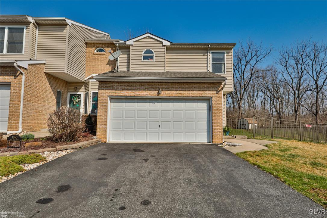 1262 Old Gate Road Northampton, PA 18067 - Photo 3 of 48 Gallery Image 3