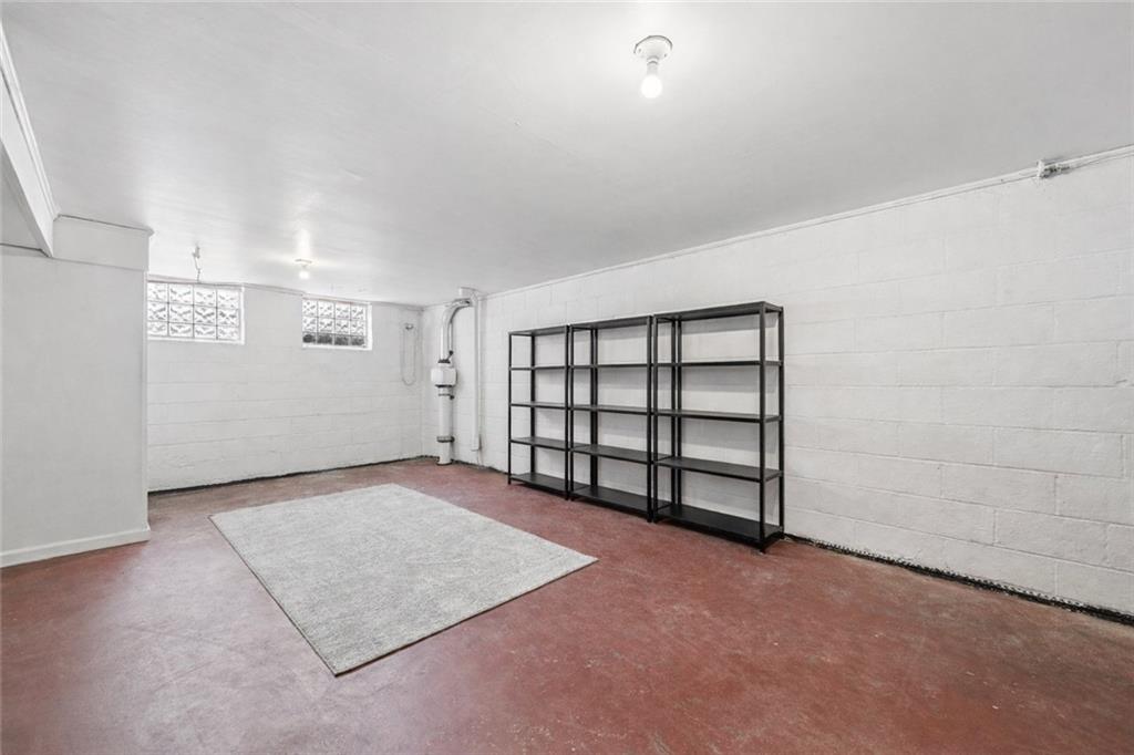 310 Edgewood Road Pittsburgh, PA 15221 - Photo 21 of 30 *Furniture removed virtually