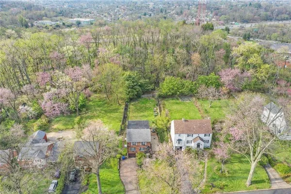 $335,000 | 310 Edgewood Road, Pittsburgh, PA 15221