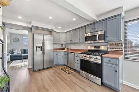 $335,000 | 310 Edgewood Road, Pittsburgh, PA 15221