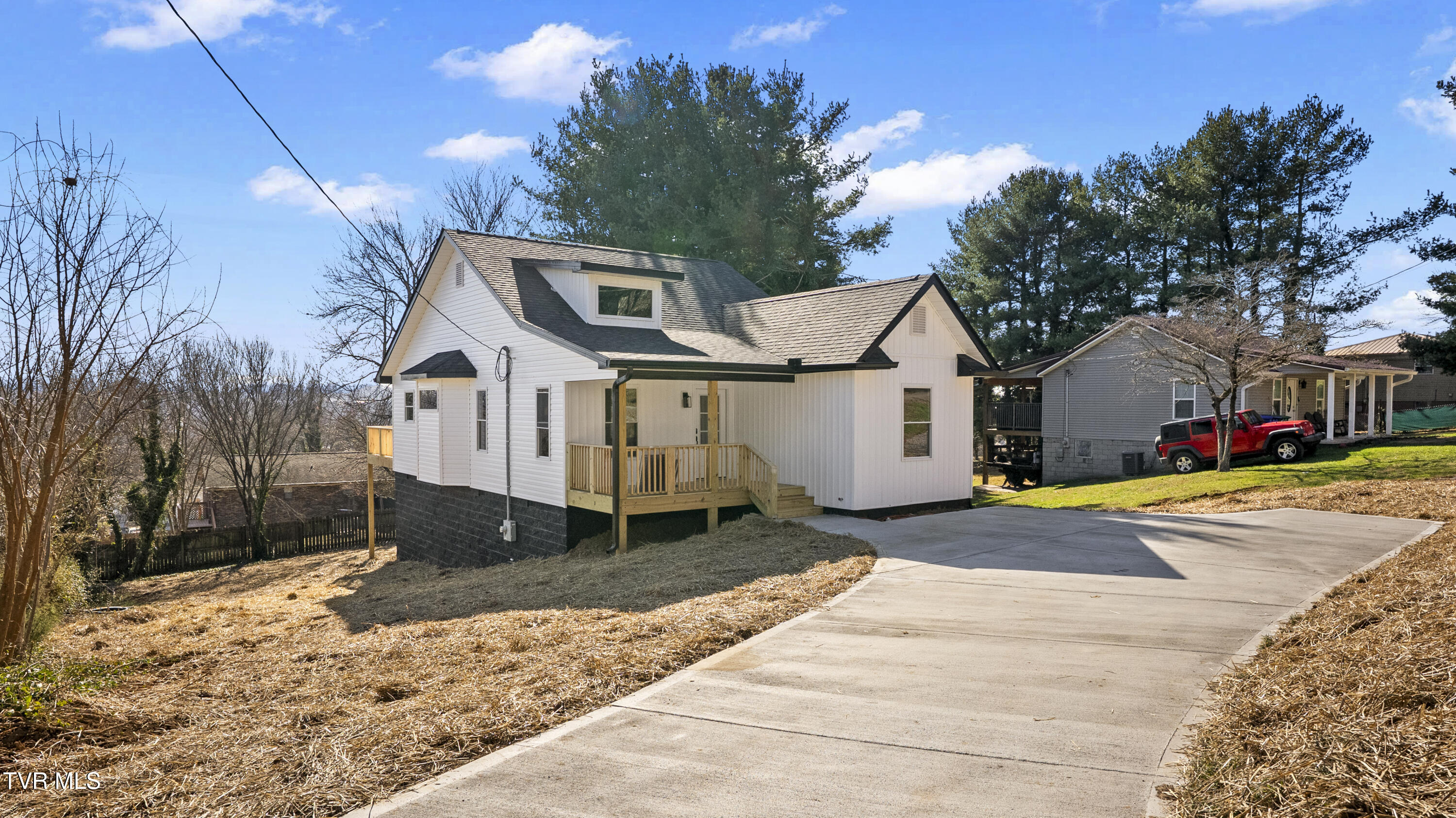 1021 Ridgecrest Street Morristown, TN 37814 - Photo 2 of 23 Ridgecrest 1