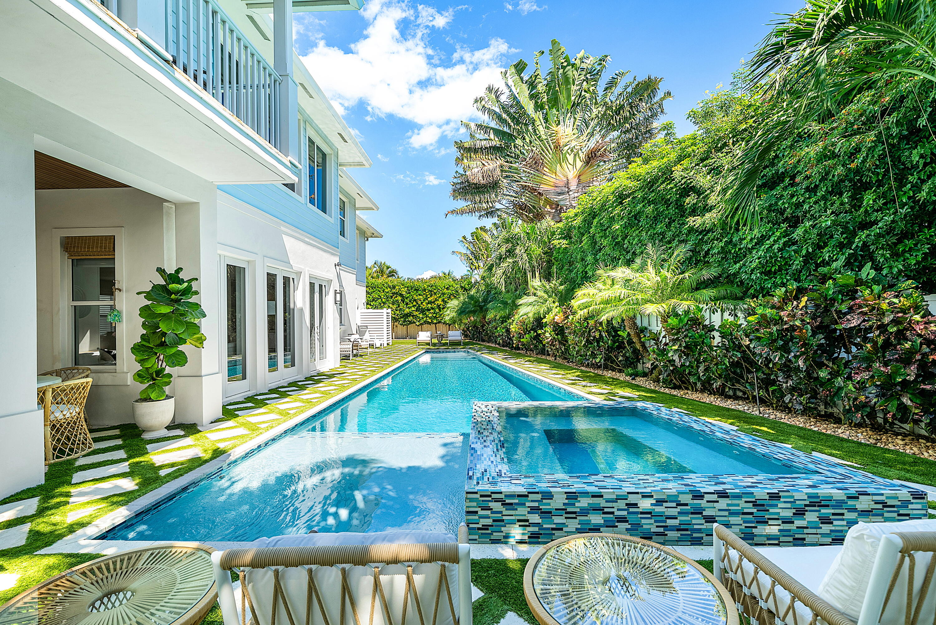540 Northeast Spanish Trail Boca Raton, FL 33432 - Photo 40 of 47 a view of swimming pool with seating space