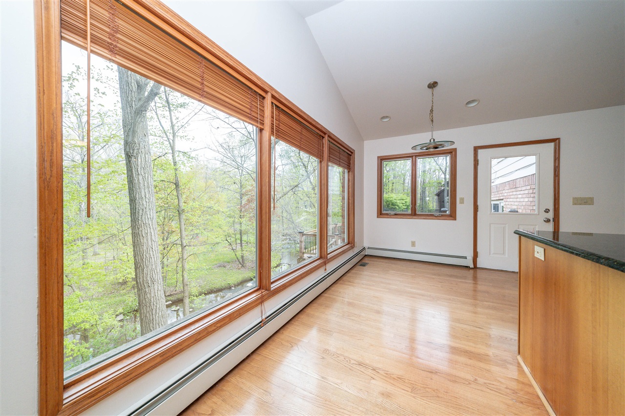 34150 Hunters Row Farmington Hills, MI 48331 - Photo 20 of 58
