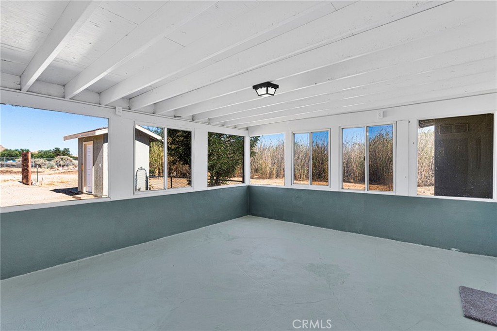 10650 Trade Post Road Lucerne Valley, CA 92356 - Photo 16 of 48