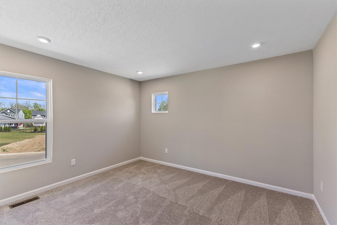 45 Ed Knoll Bend Springboro, OH 45066 - Photo 17 of 34