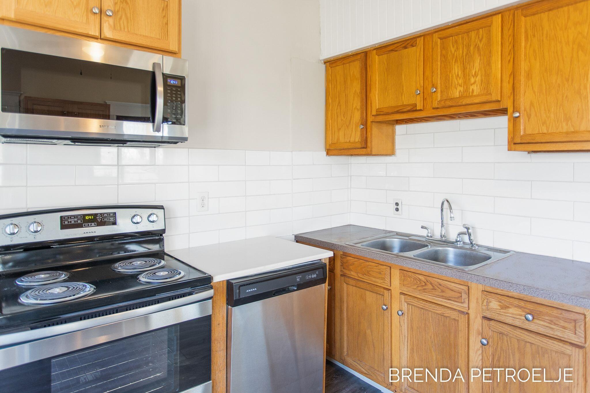3674 Lincoln Road Hamilton, MI 49419 - Photo 16 of 39 Kitchen