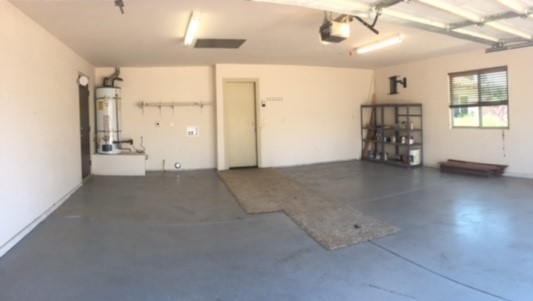 321 Womack Lane Fallbrook, CA 92028 - Photo 18 of 25 Epoxy Flooring. Super clean.