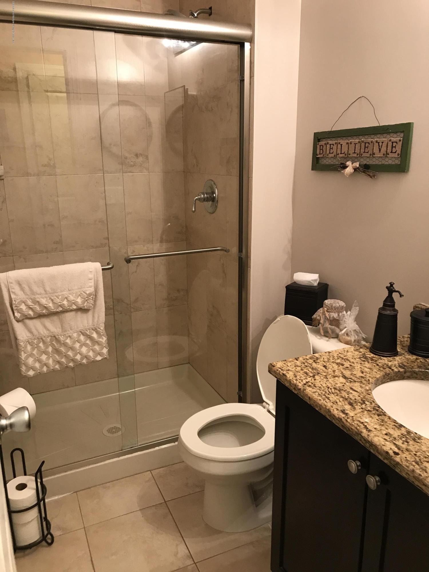 198 Presentation Circle Staten Island, NY 10312 - Photo 15 of 28 IMG_1696