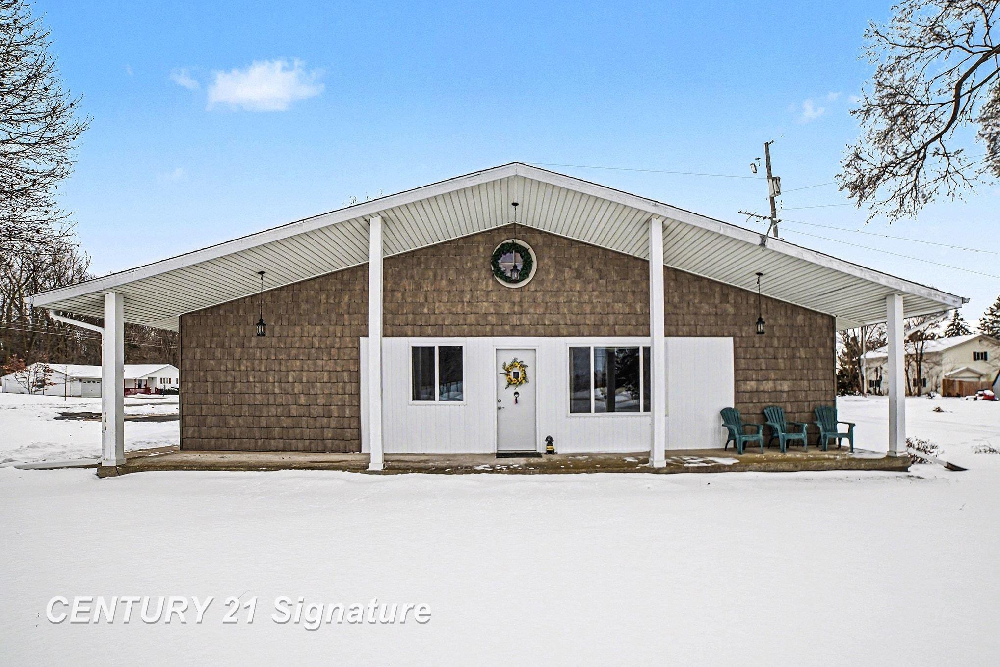 14815 Gratiot Road Hemlock, MI 48626 - Photo 2 of 31
