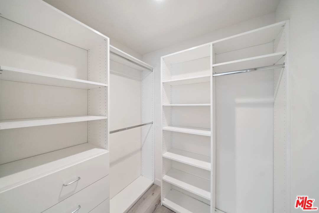 1226 South Bedford Street, Unit 104 Los Angeles, CA 90035 - Photo 20 of 29