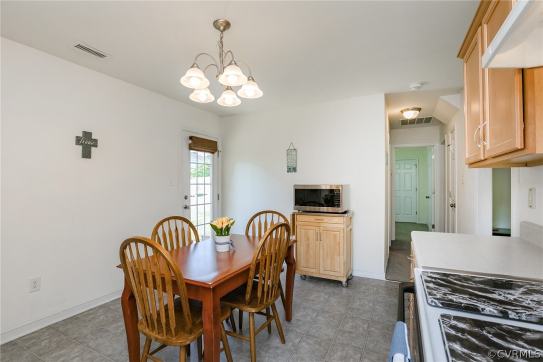 4009 Evelake Road North Chesterfield, VA 23237 - Photo 17 of 39 Gallery Image 17