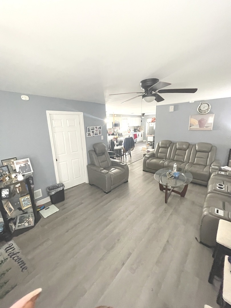 12600 South Wallace Street Chicago, IL 60628 - Photo 5 of 12