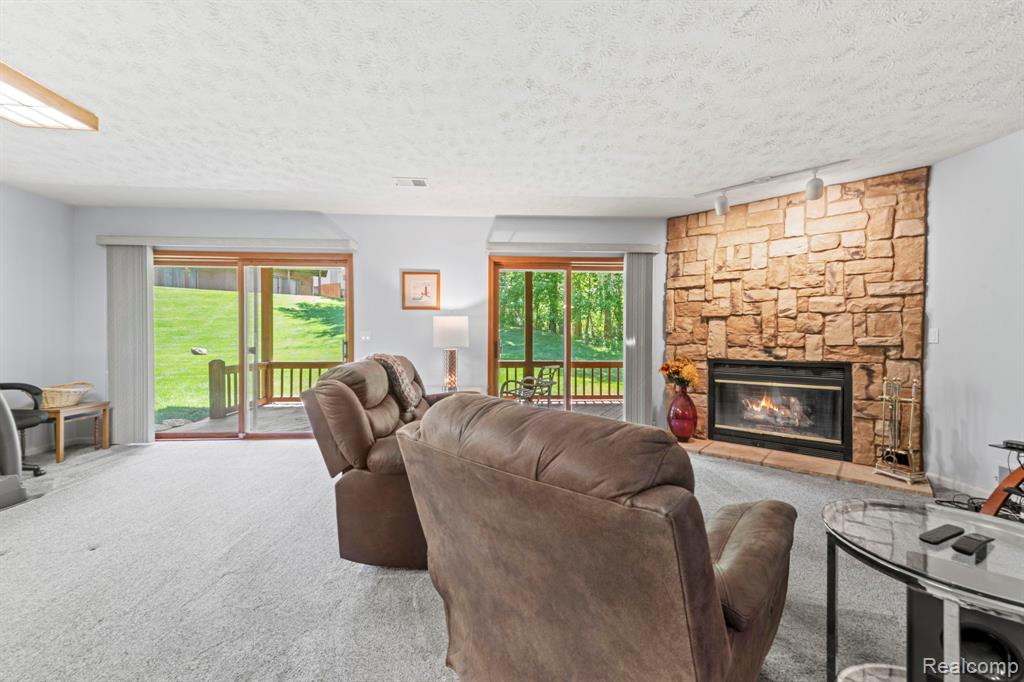 6687 Ridgeview Drive Clarkston, MI 48346 - Photo 30 of 41