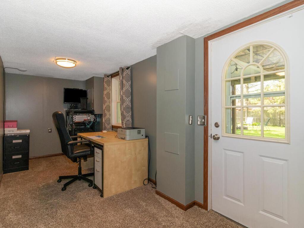 5909 Decatur Avenue North New Hope, MN 55428 - Photo 15 of 52