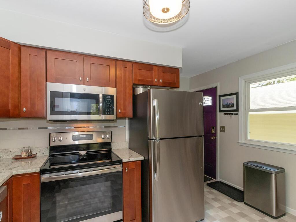 5909 Decatur Avenue North New Hope, MN 55428 - Photo 25 of 52