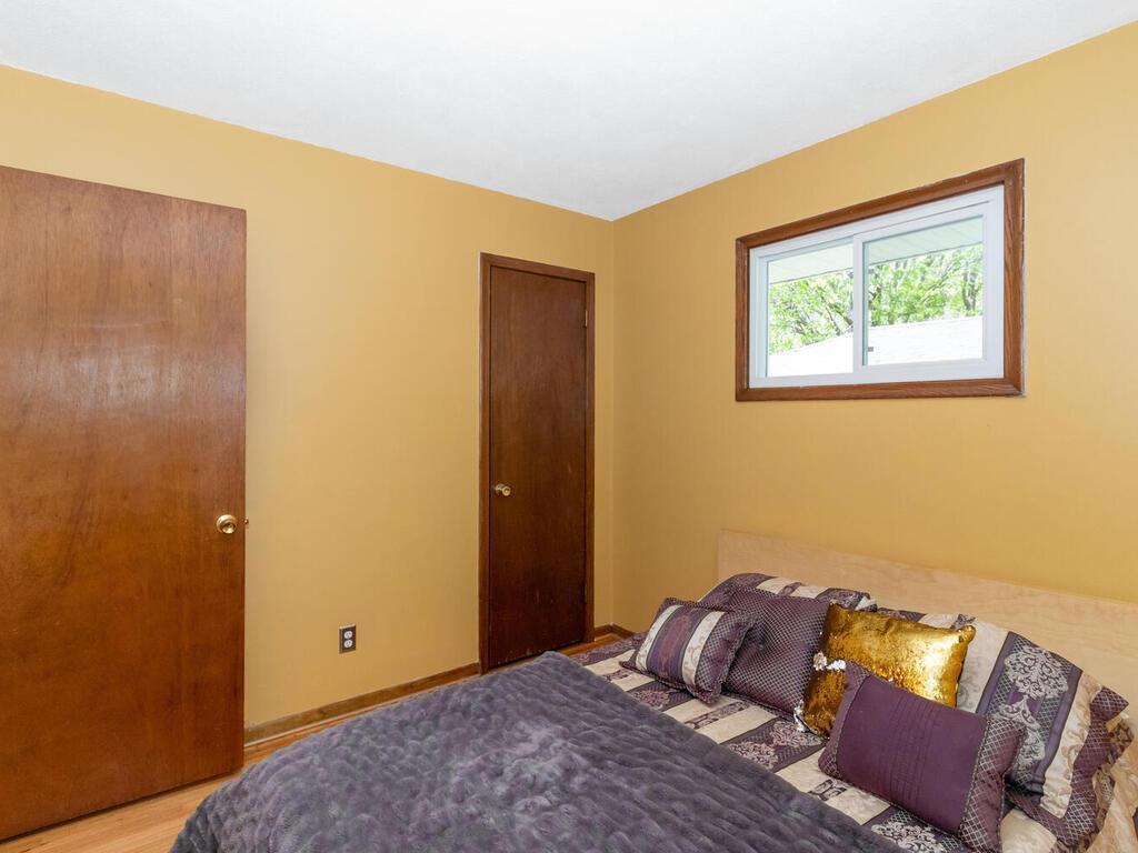 5909 Decatur Avenue North New Hope, MN 55428 - Photo 28 of 52