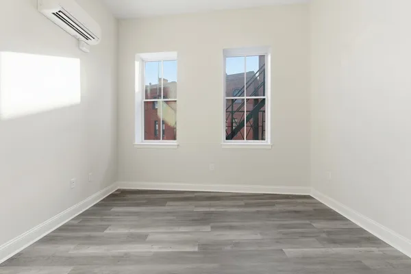 $2,090 | 19-25 Essex Street, Unit 201, Haverhill, MA 01830