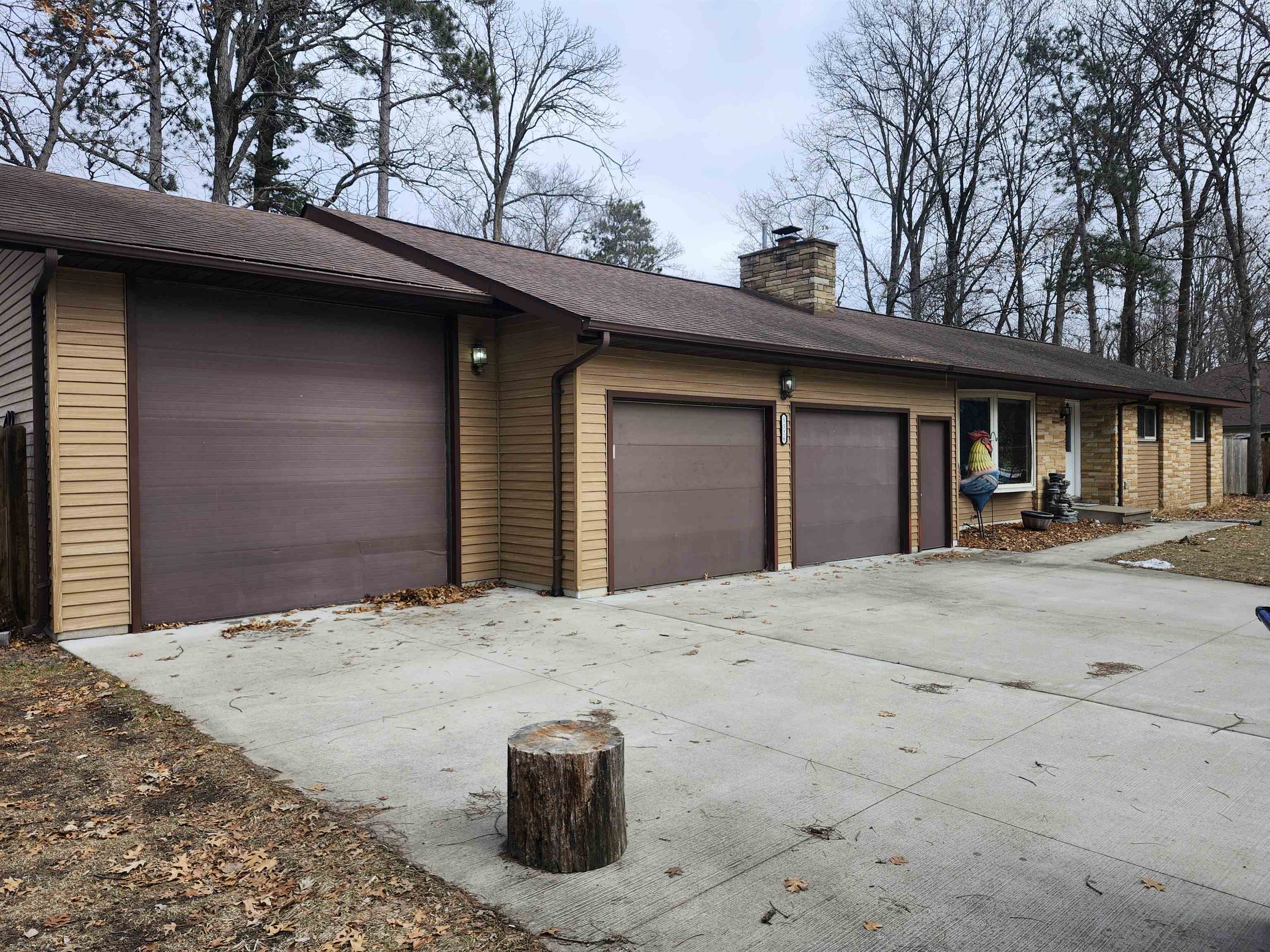 5526 Ellis Street Stevens Point, WI 54482 - Photo 1 of 35
