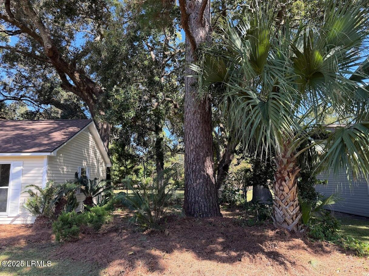 2221 State Rd S-7-490 Beaufort, SC 29902 - Photo 11 of 49 image (3)